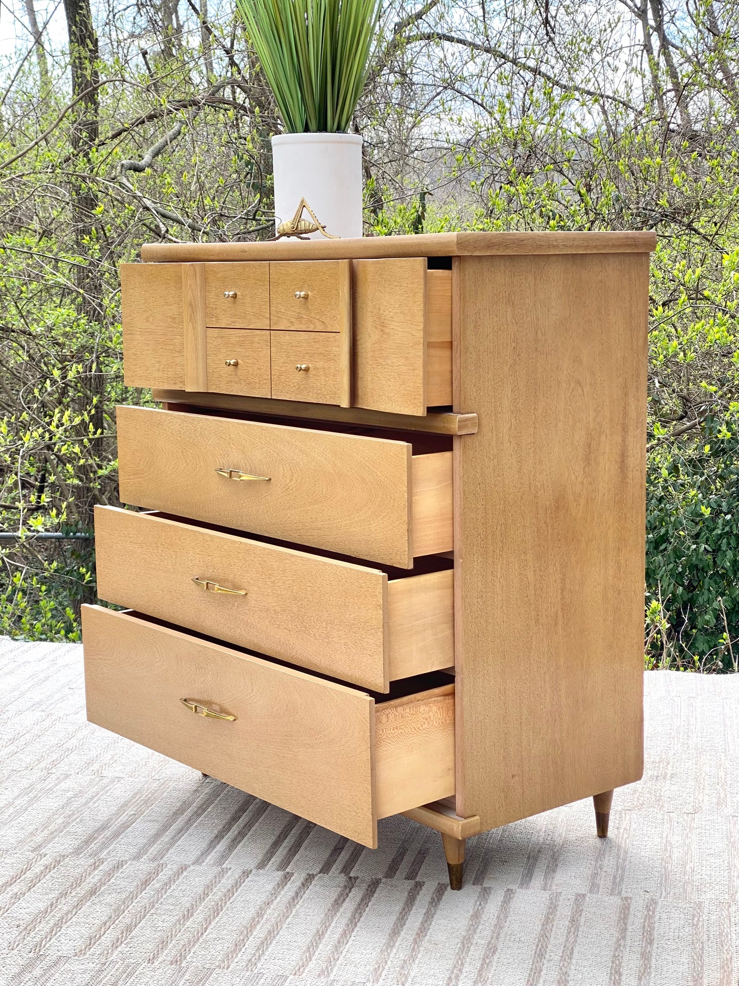 Vintage MCM Kroehler 4 Drawer Dresser