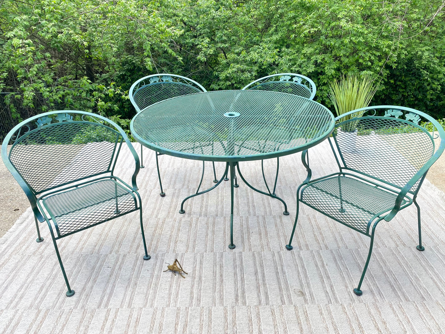 Vintage Metal Mesh Patio Table & Chairs