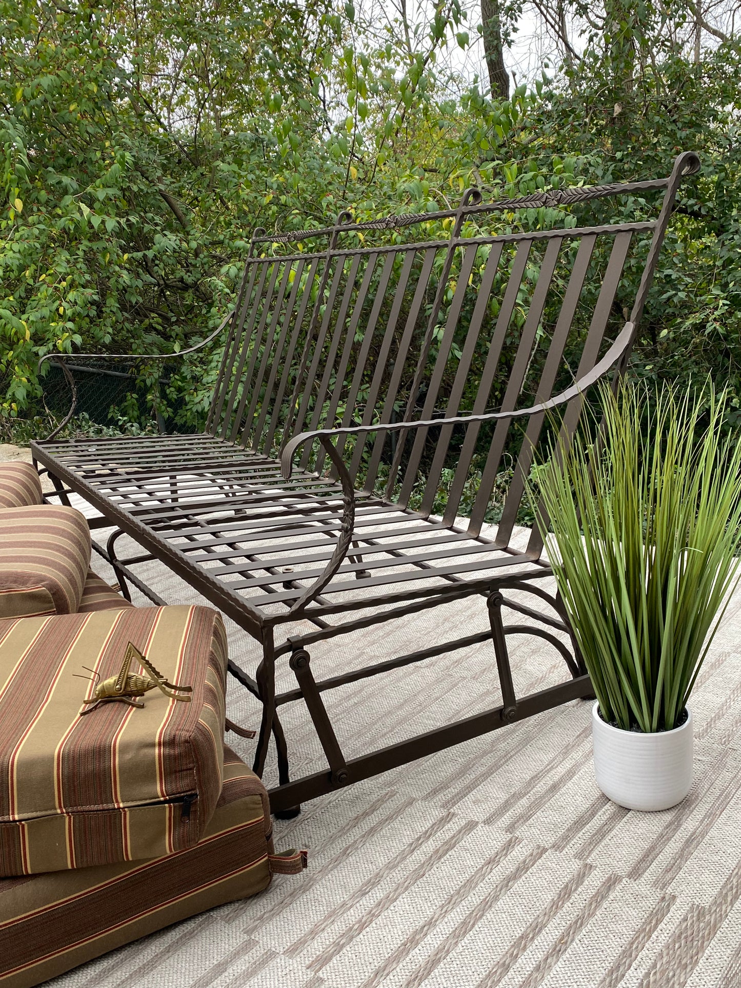 Nice Iron 3 Seat Indoor Outdoor Glider