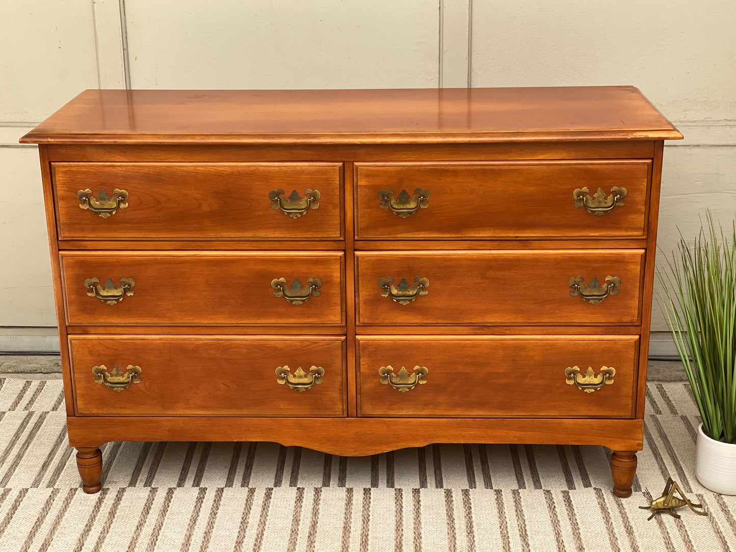 Vintage Wooden 6 Drawer Dresser