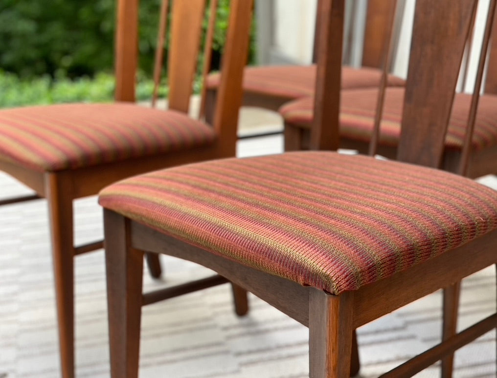 Set of 4 Retro MCM Mid Century Modern Garrison Chairs