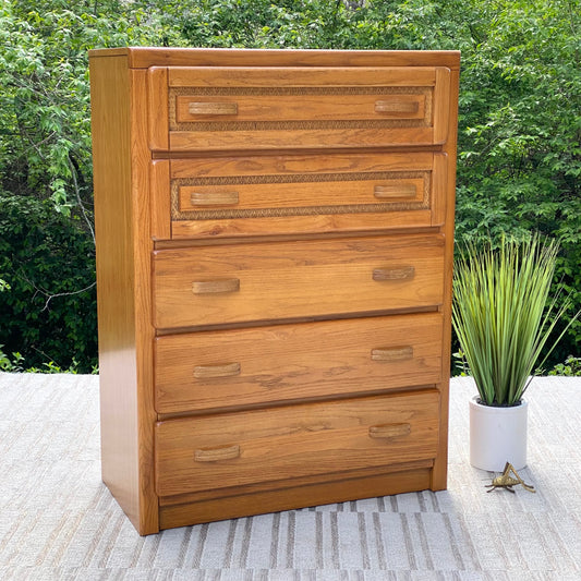Vintage Bassett 5 Drawer Wooden Dresser