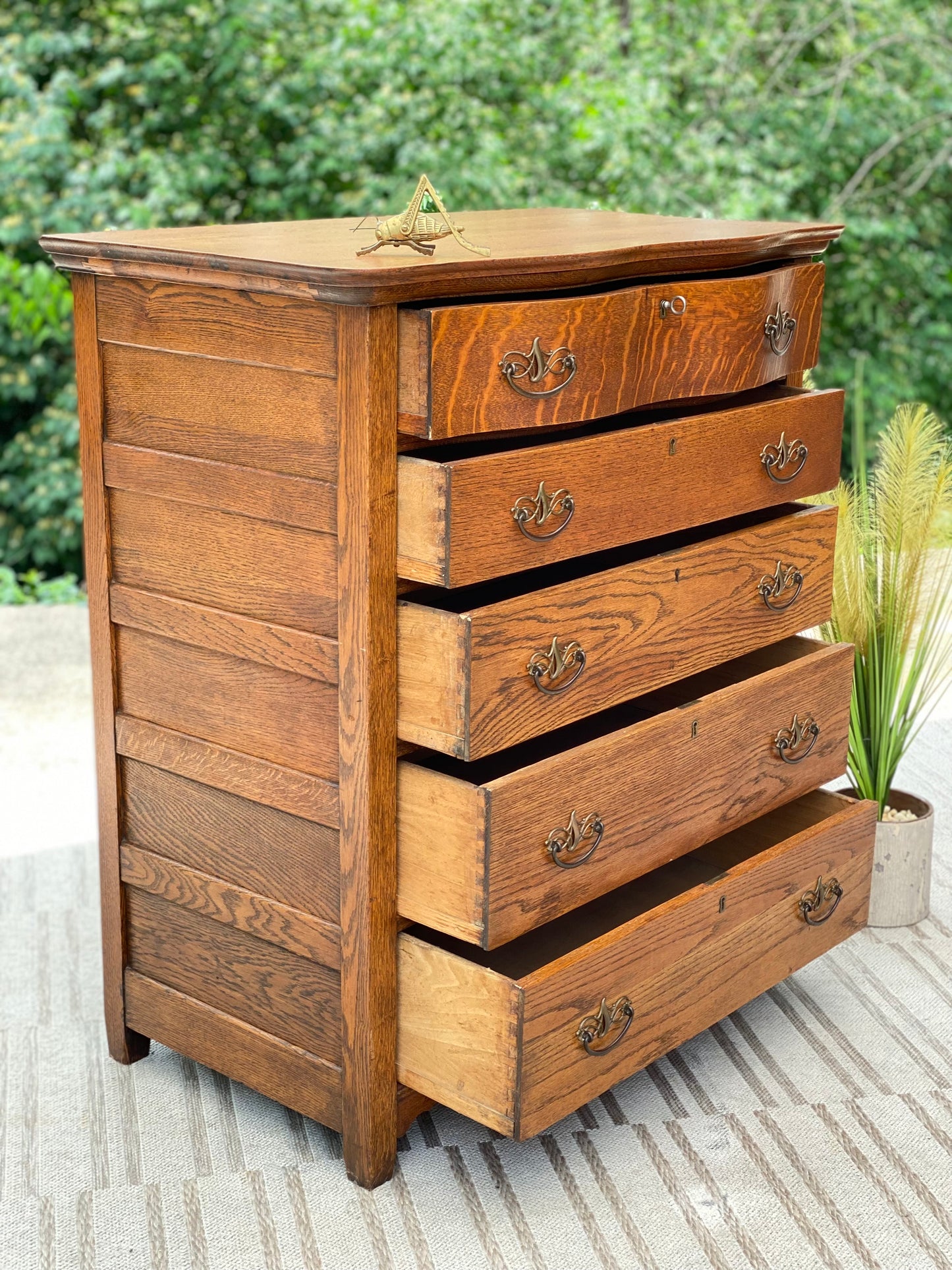 Vintage Wooden 5 Drawer Dresser