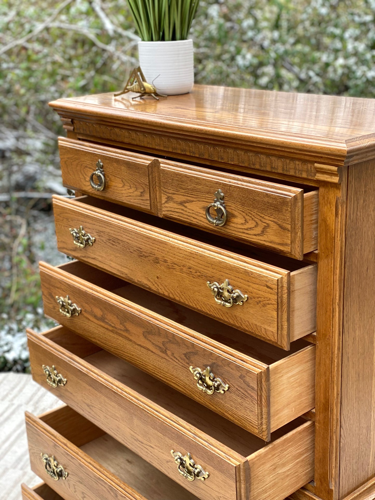 Nice Wooden 6 Drawer Dresser