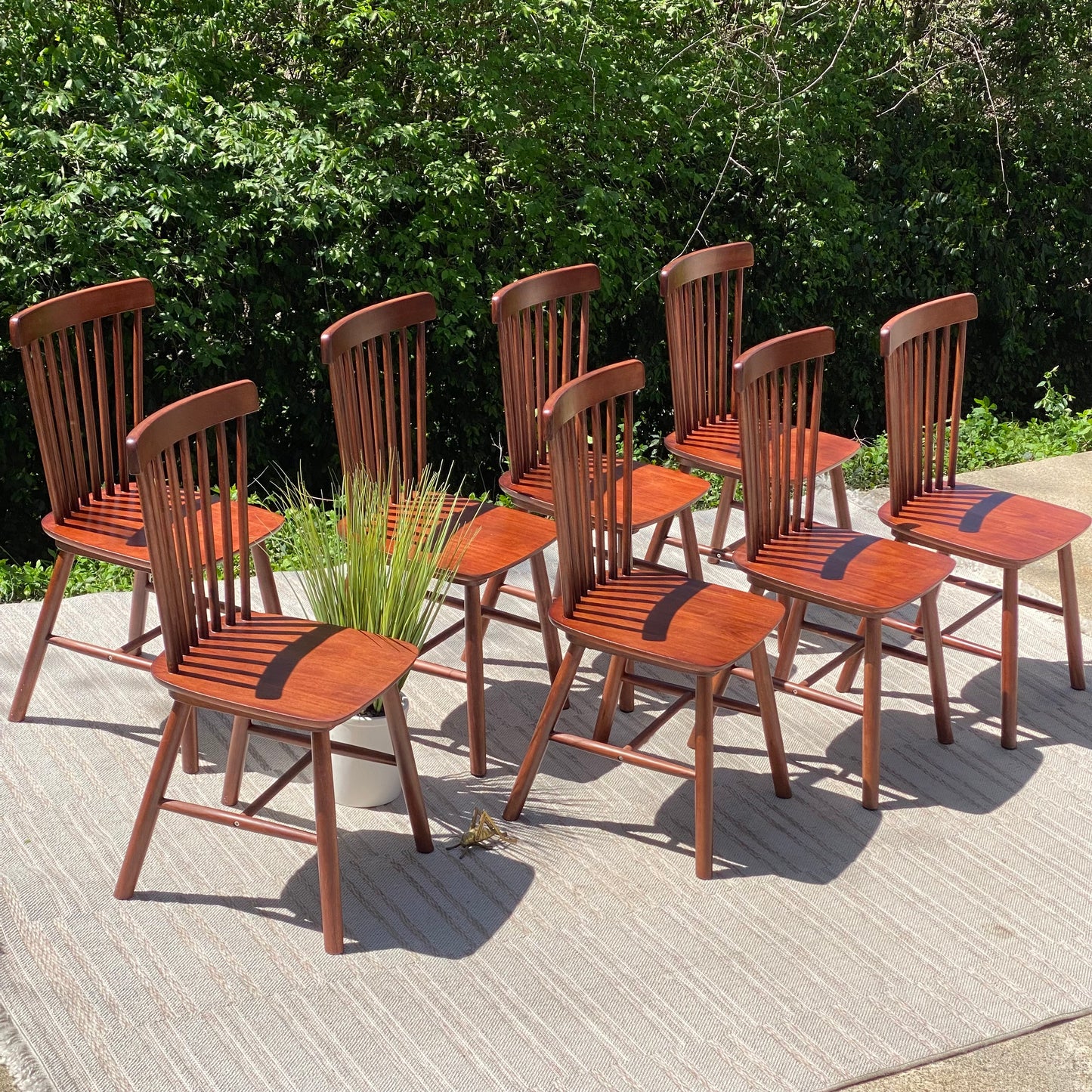Set of 8 Wooden Lue Bona Chairs