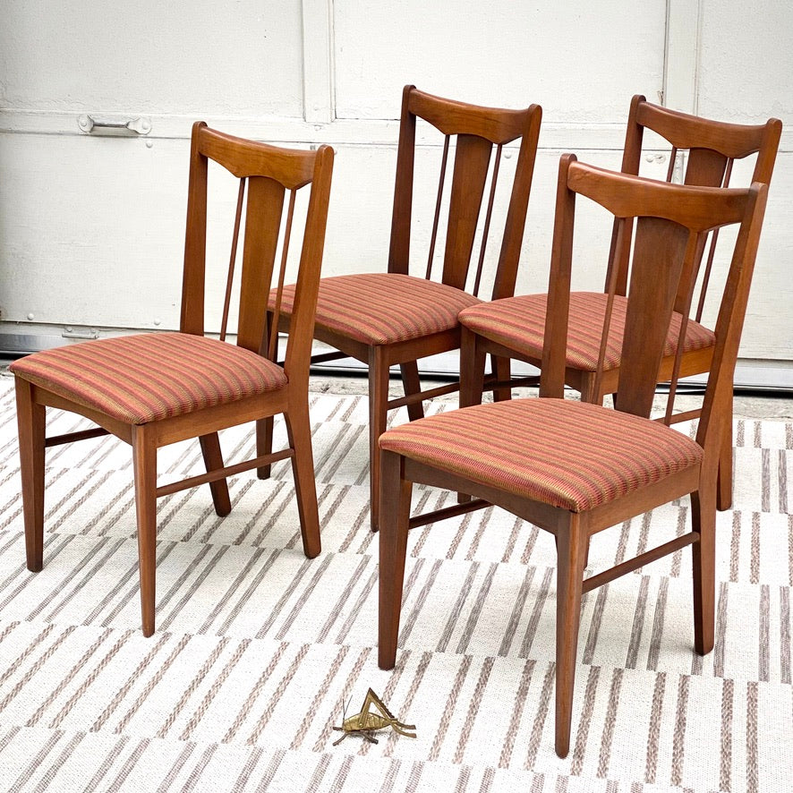 Set of 4 Retro MCM Mid Century Modern Garrison Chairs