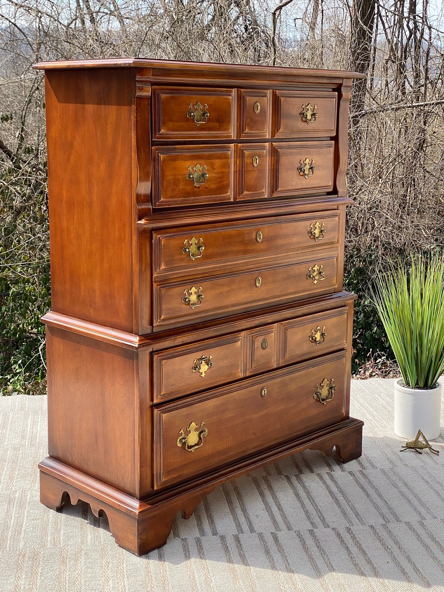 Vintage Wooden 5 Drawer Dresser
