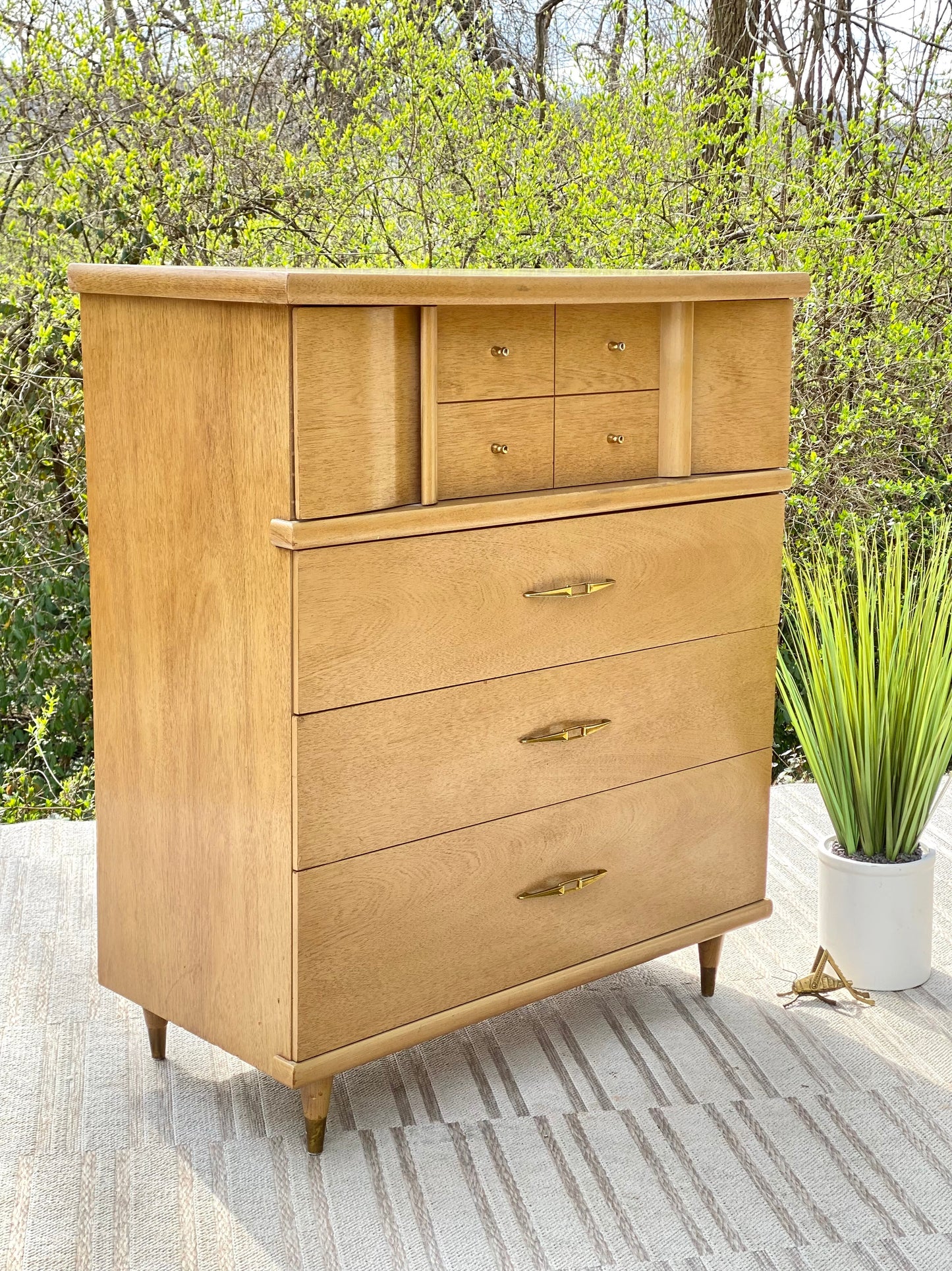 Vintage MCM Kroehler 4 Drawer Dresser