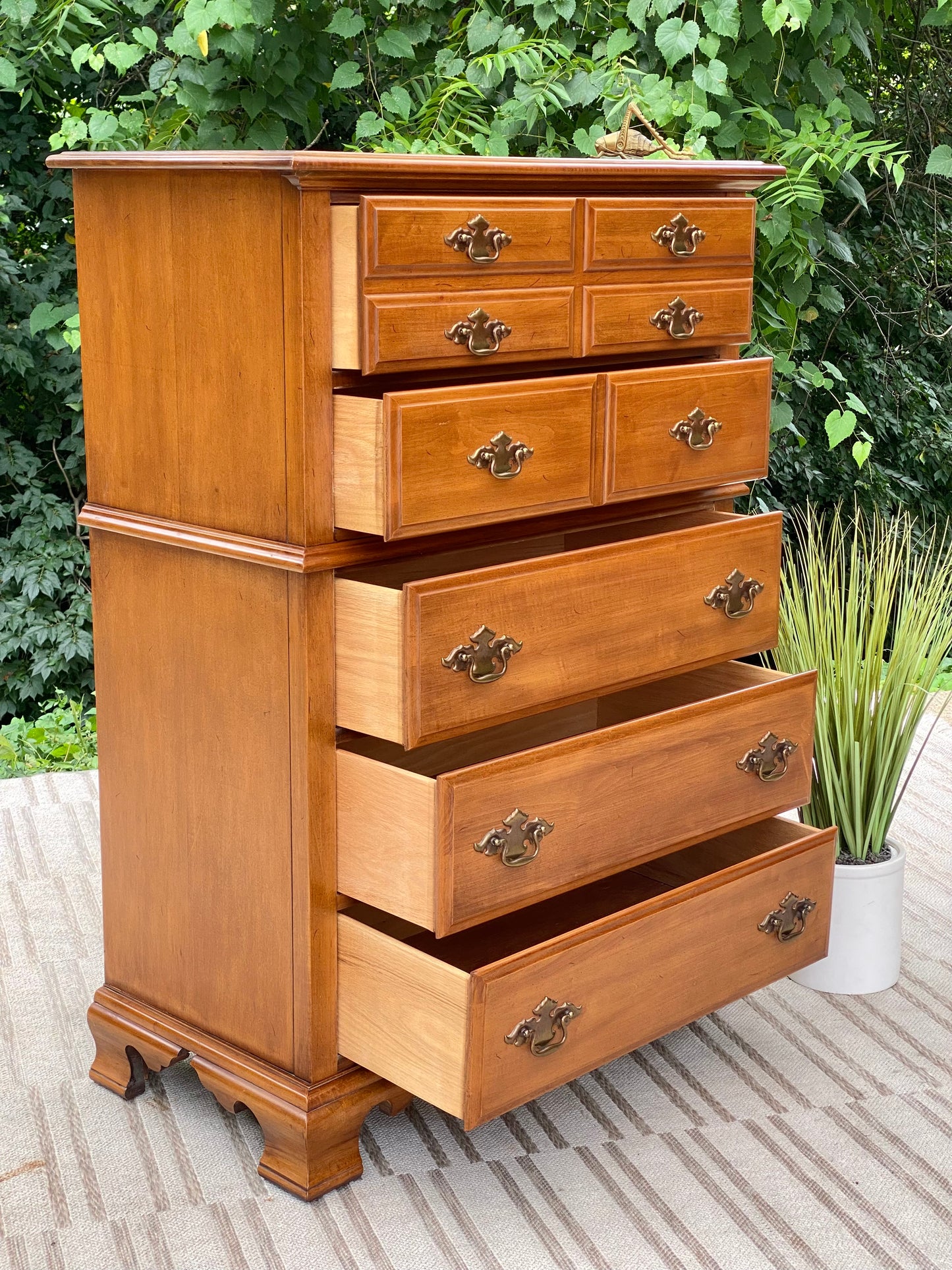 Young Hinkle Maple House 5 Drawer Dresser