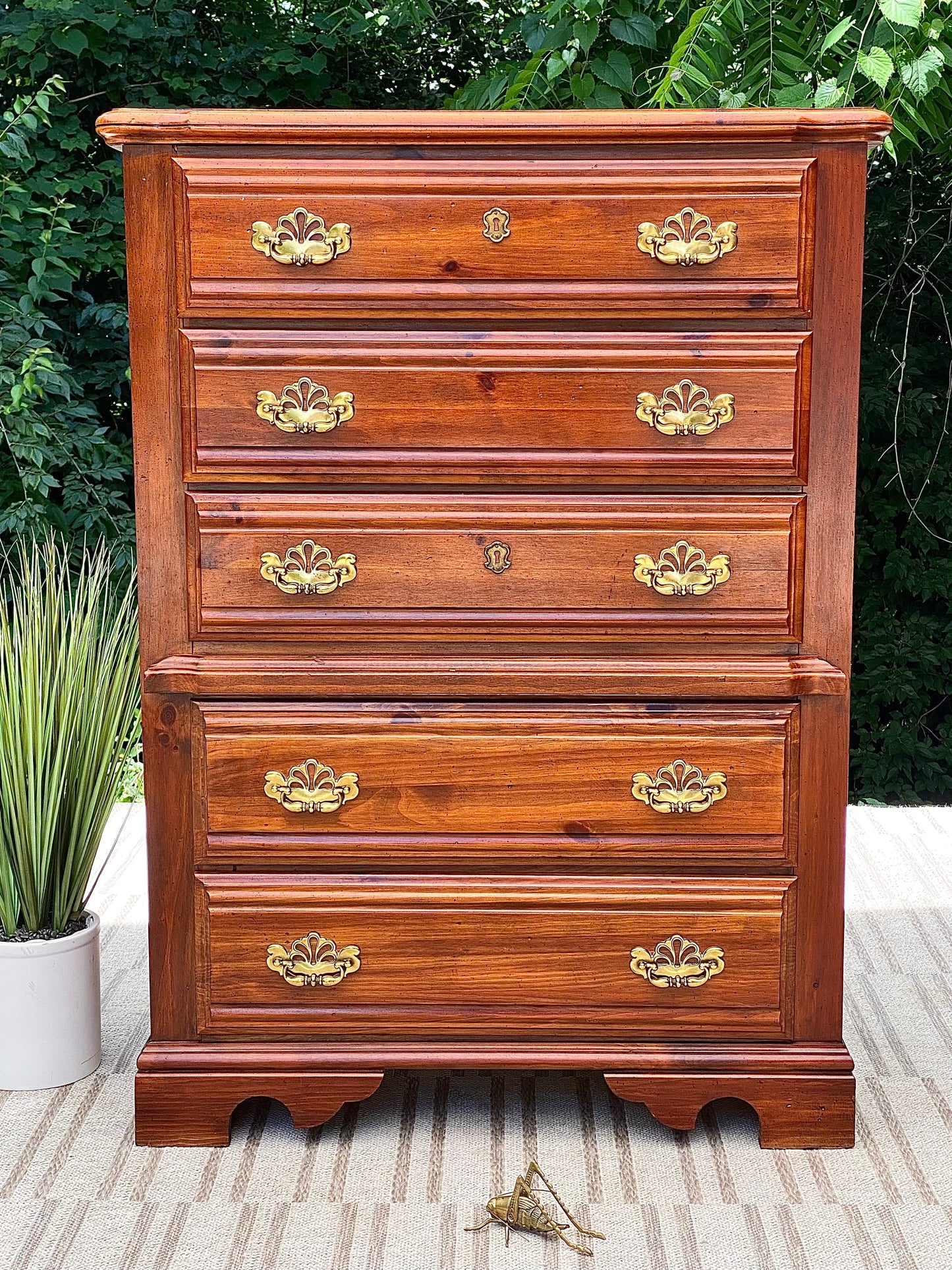 Vintage Broyhill 5 Drawer Dresser