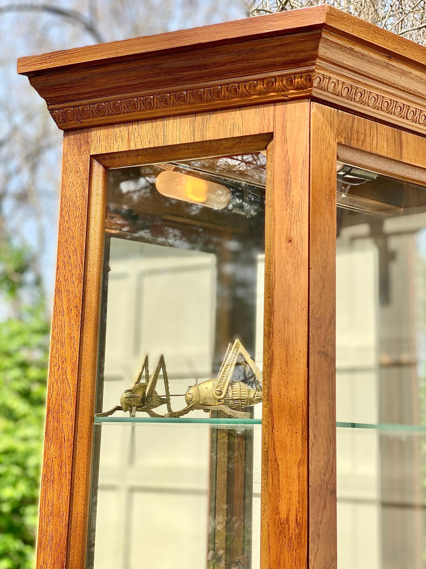 Vintage Pulaski Lighted Curio Cabinet