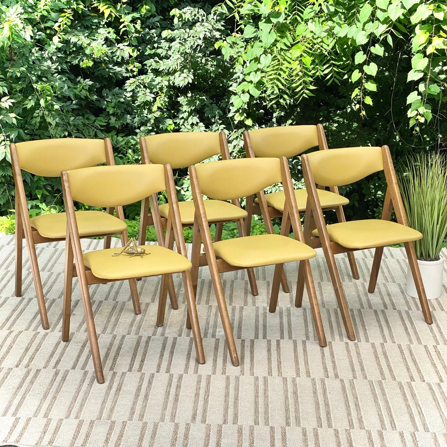 Set of 6 MCM Wonderfold Vinyl Chairs