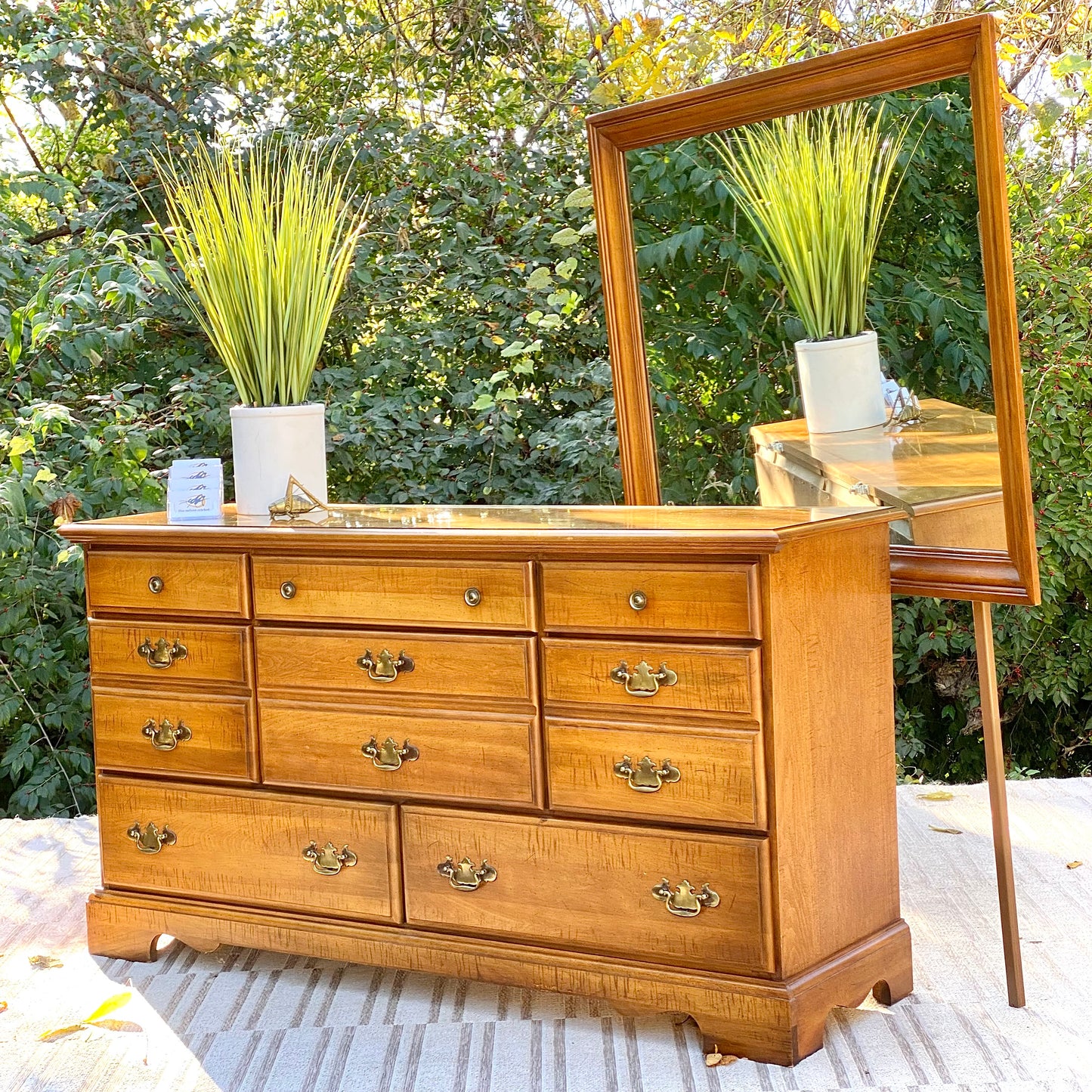 Vintage Broyhill Wooden 8 Drawer Dresser
