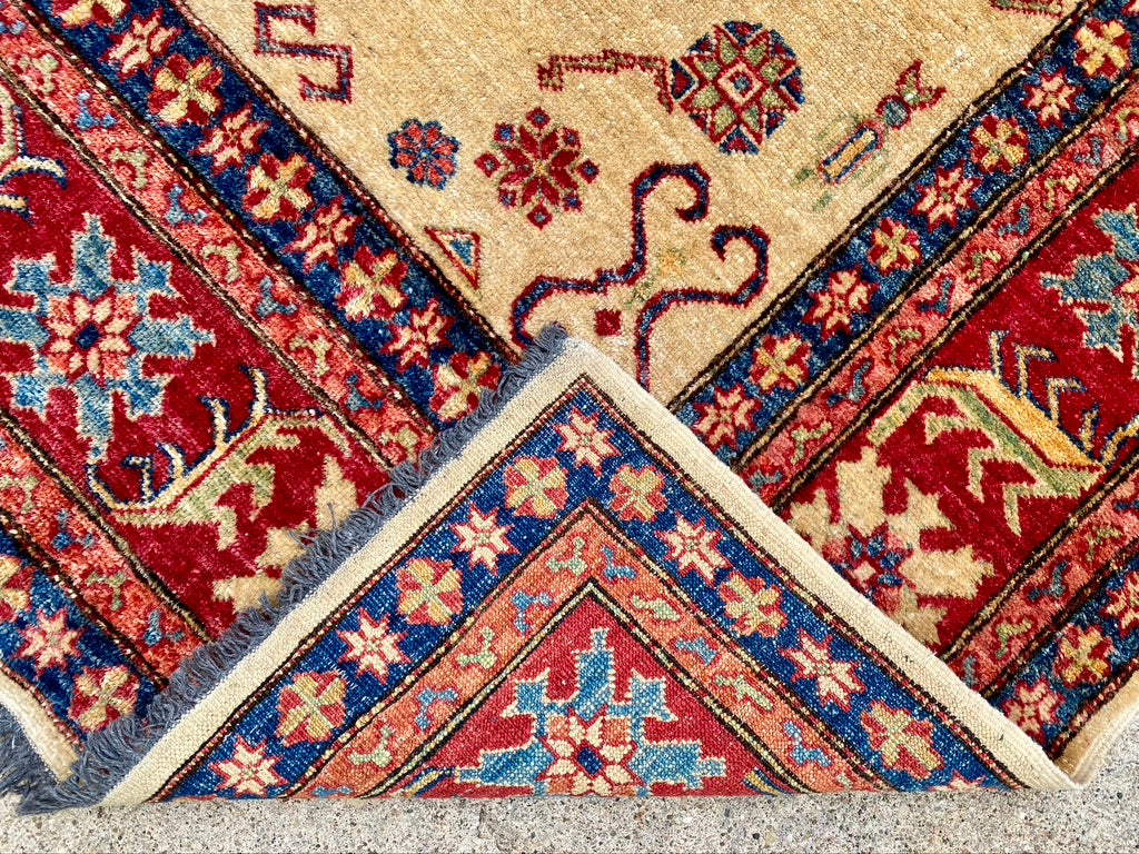 Nice Vintage Wool Area Rug 6' x 8'