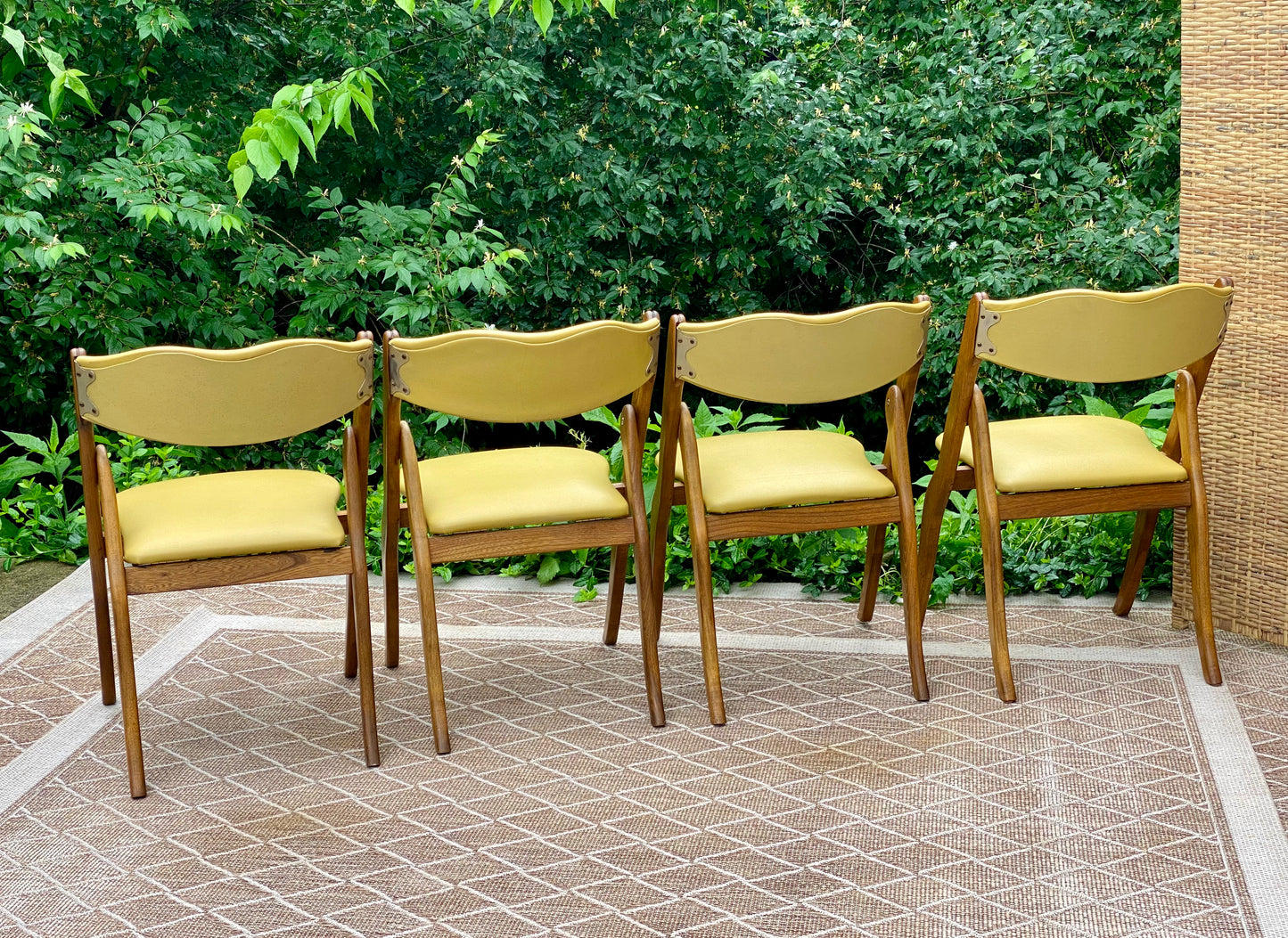 MCM Set of 4 Wonderfold Folding Chairs