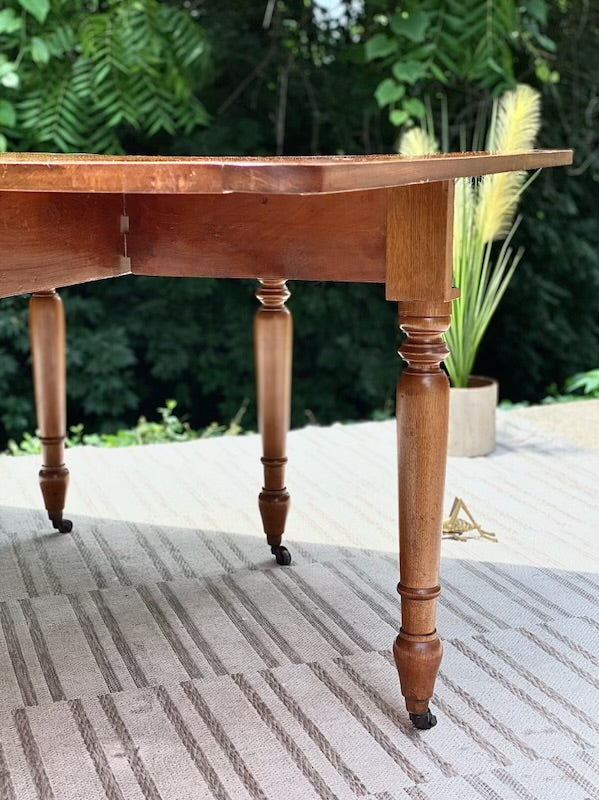 Vintage Wooden Gate Leg Table