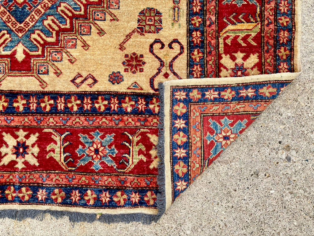 Nice Vintage Wool Area Rug 6' x 8'