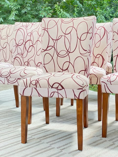 Nice Set of 8 Dining Chairs