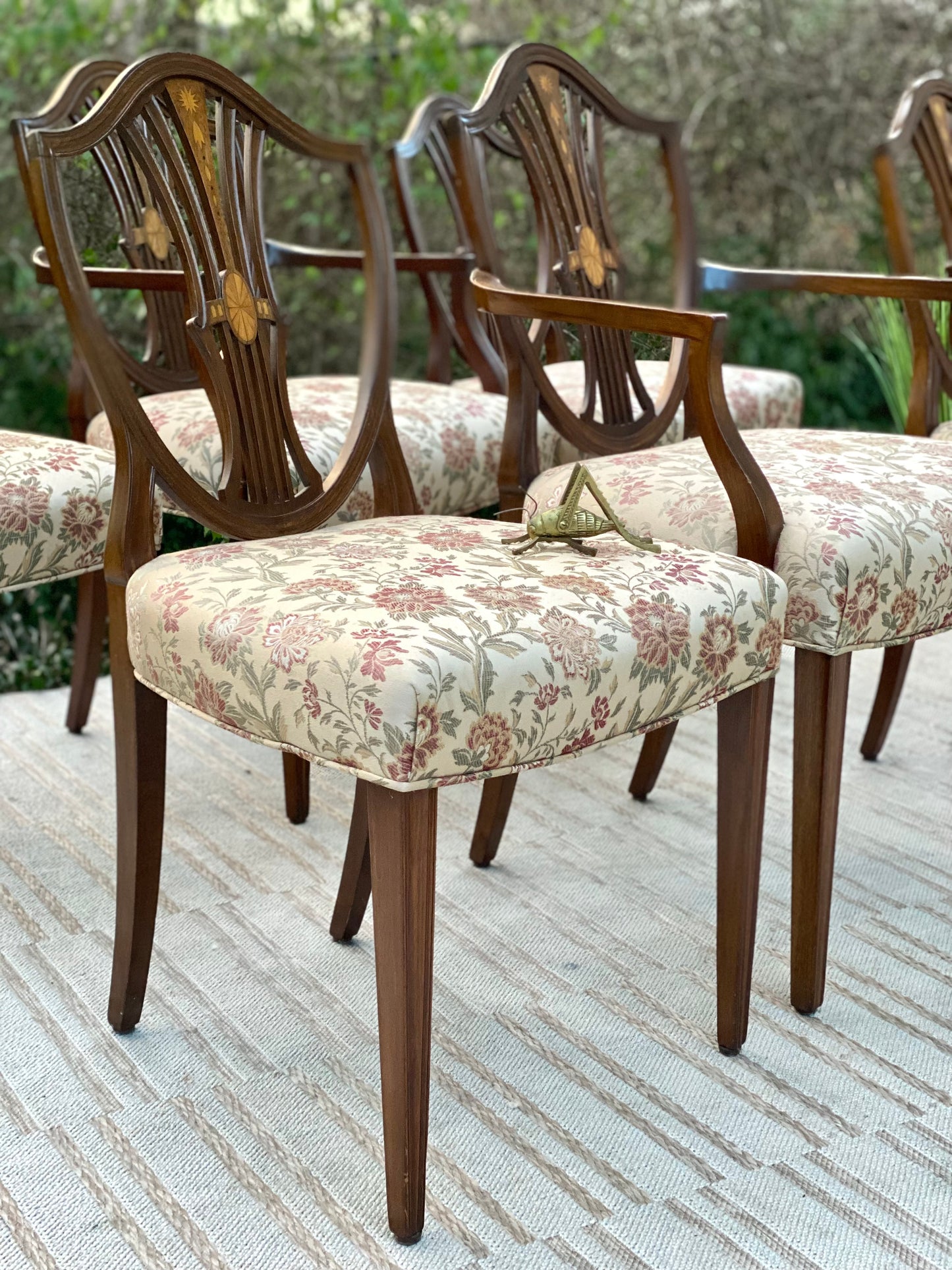 Vintage Set of 6 Hepplewhite Chairs
