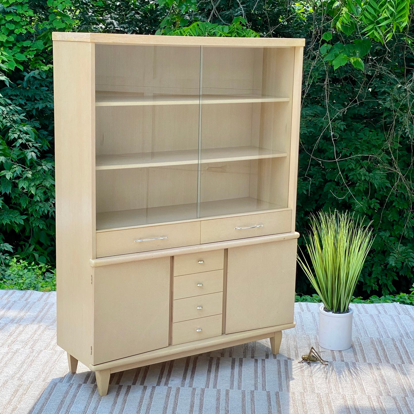 Vintage MCM Keller Hutch