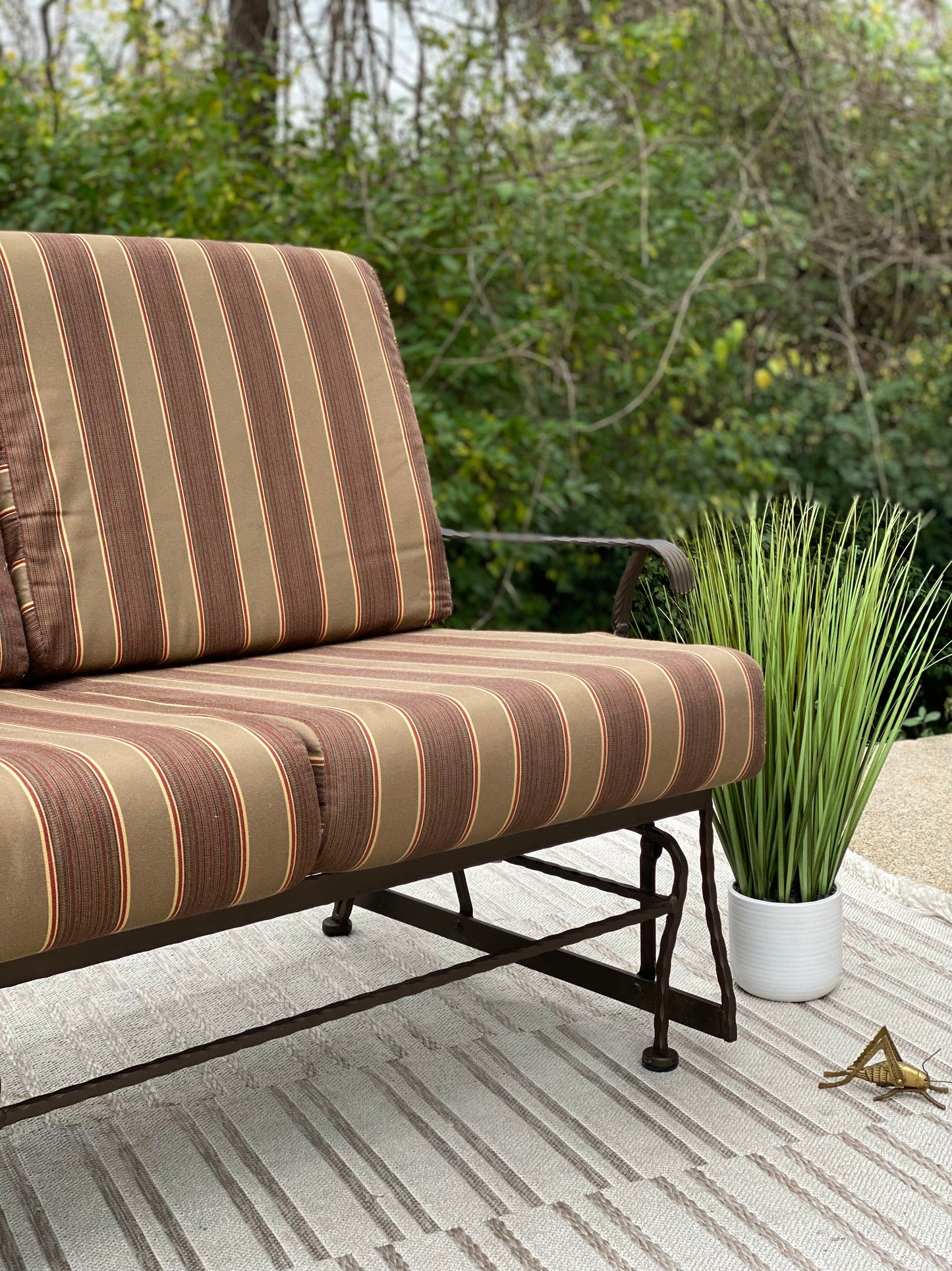 Nice Iron 3 Seat Indoor Outdoor Glider