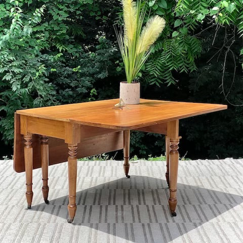 Vintage Wooden Gate Leg Table