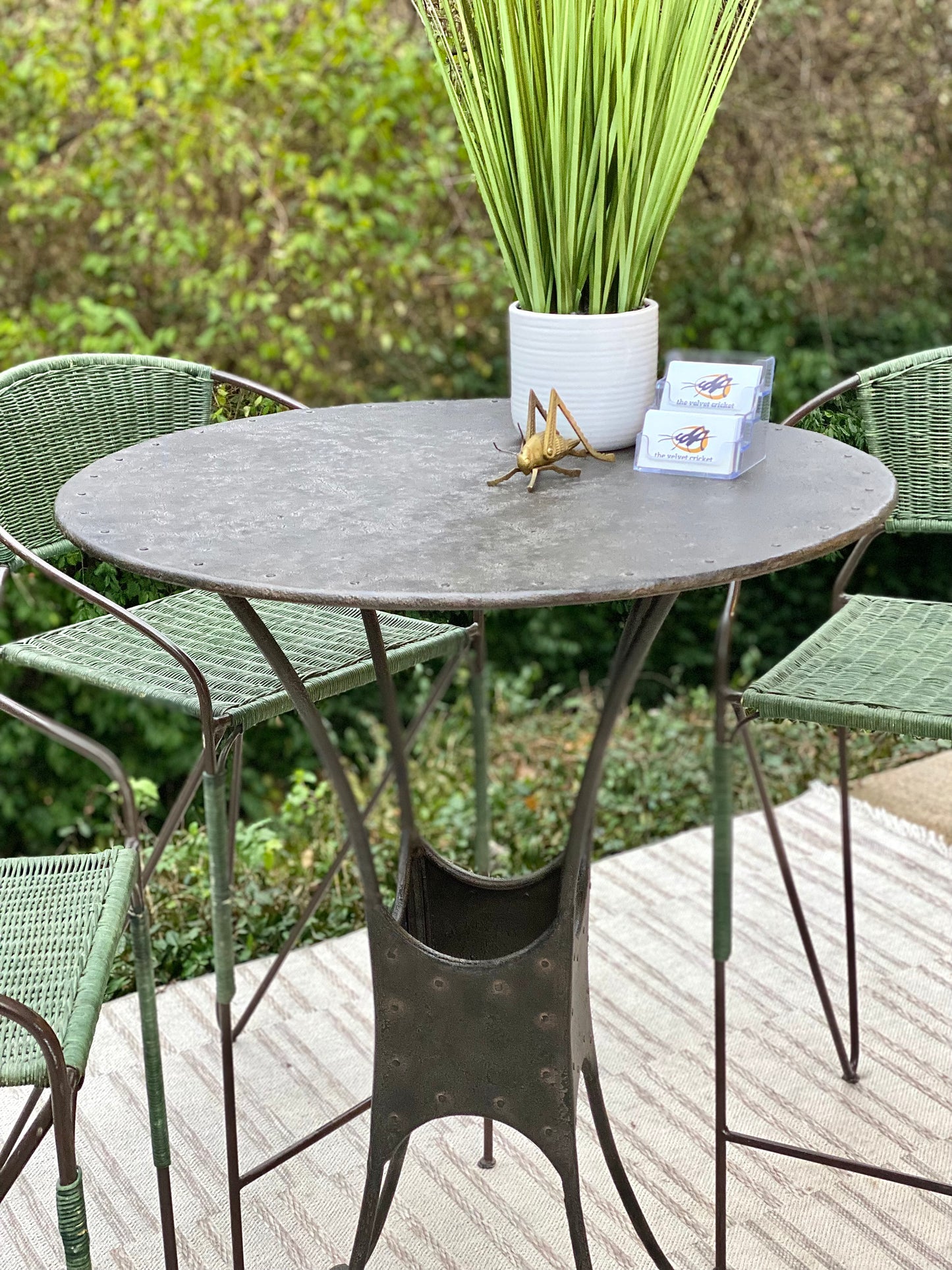 Metal 4 Piece Bar Stool & Table