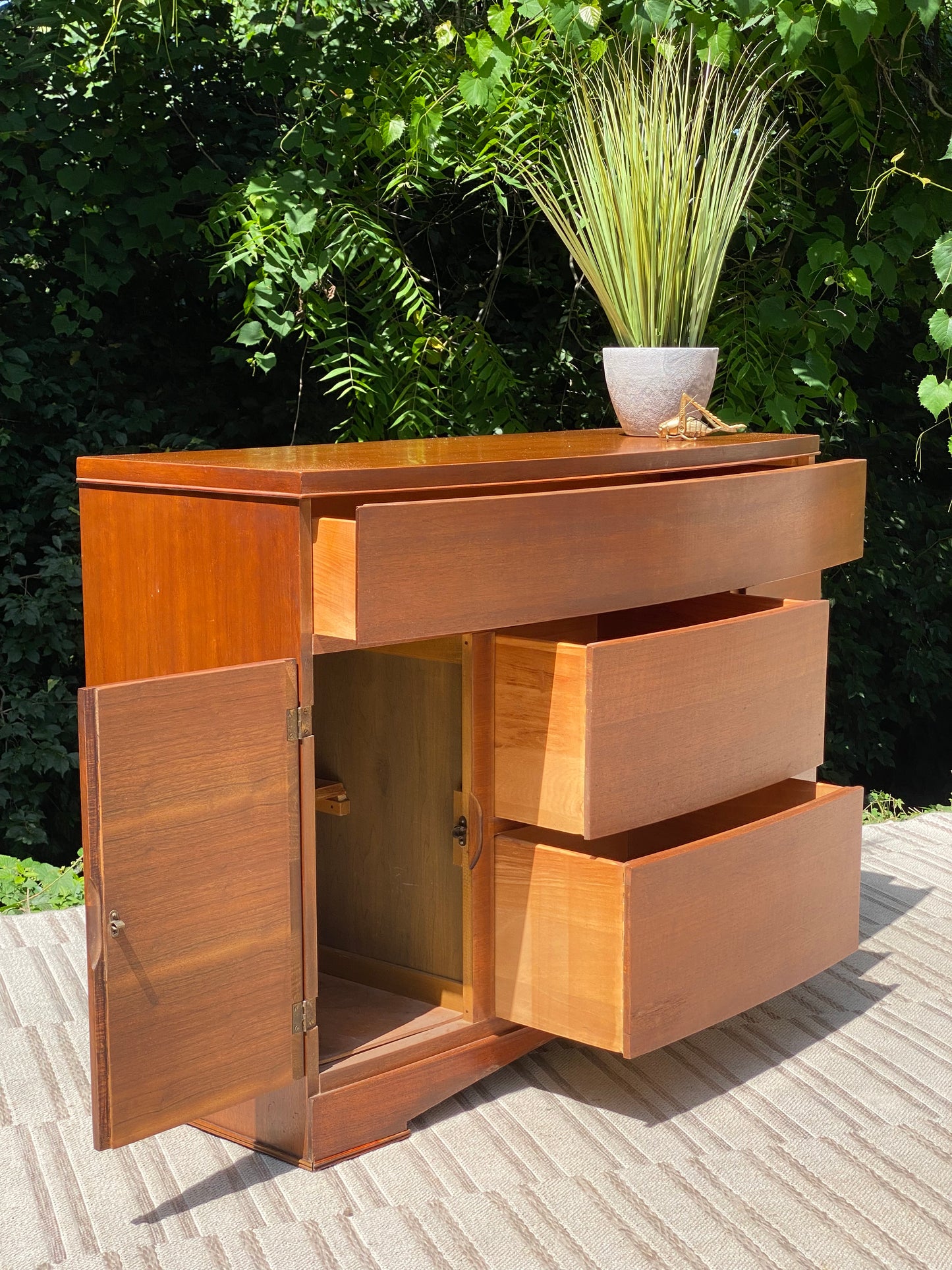 Vintage MCM Mid Century Buffet Credenza