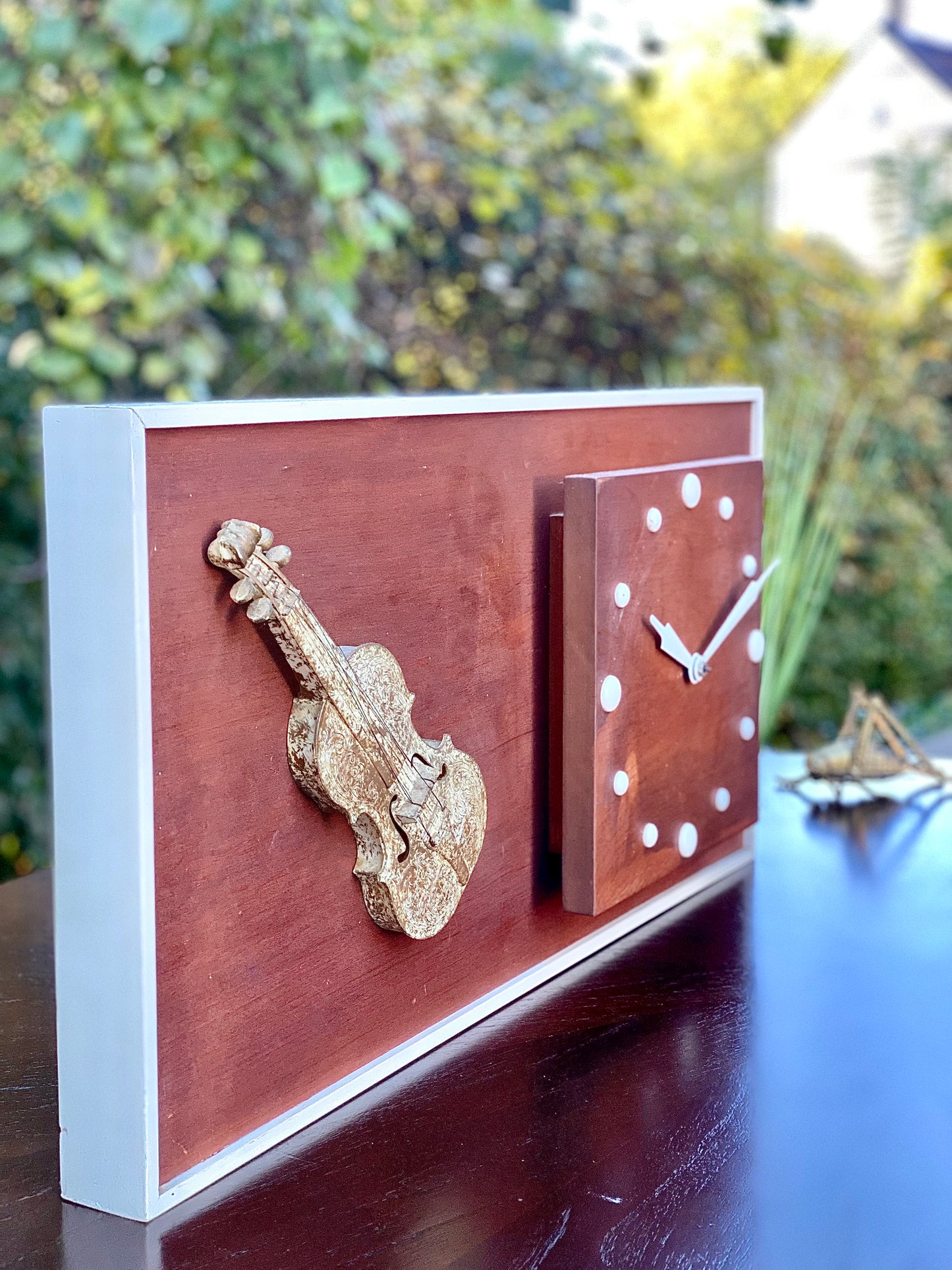 Vintage MCM Violin Electric Wall Clock
