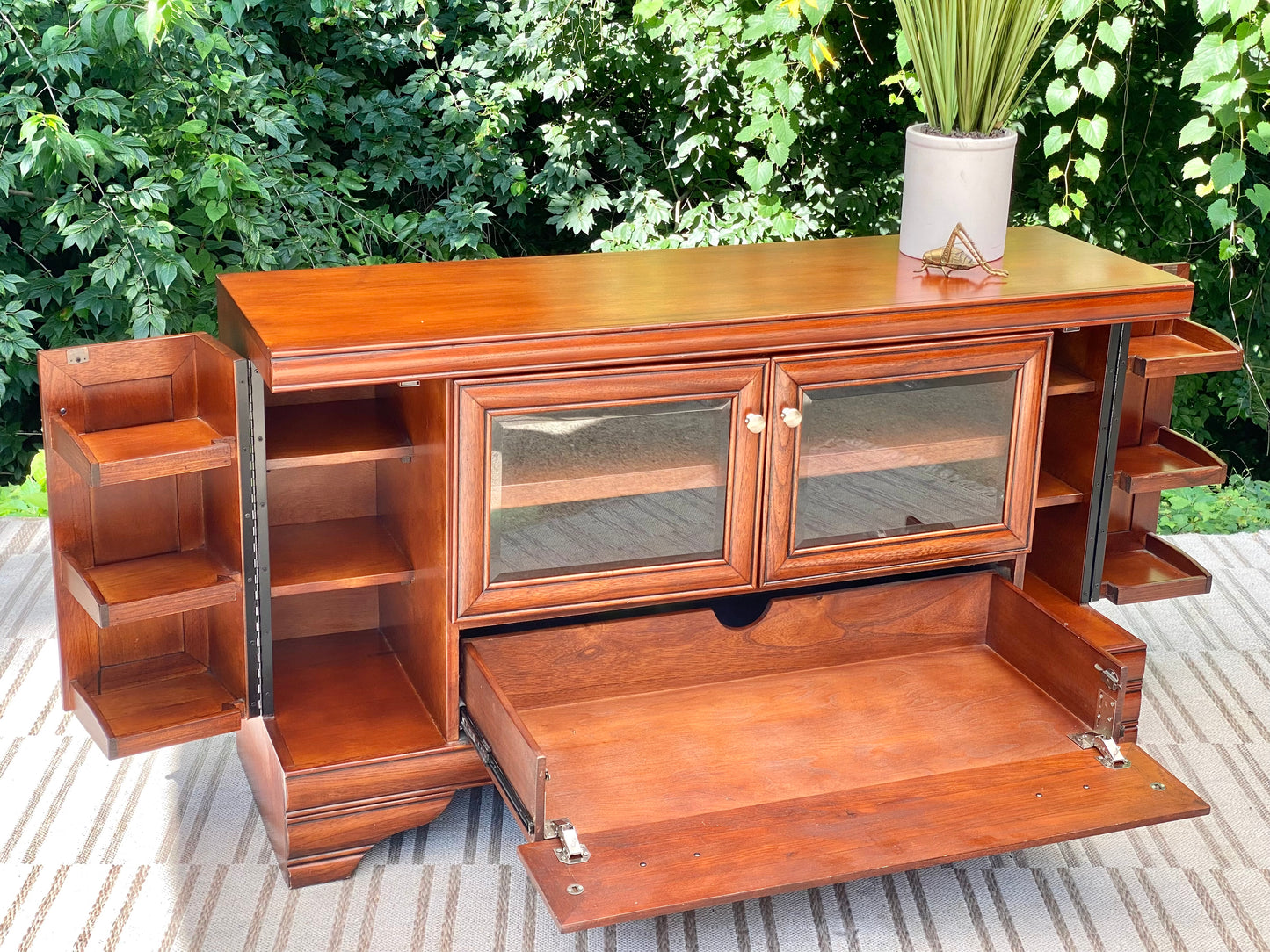 Casual Life Designs Wooden Entertainment Stand Credenza