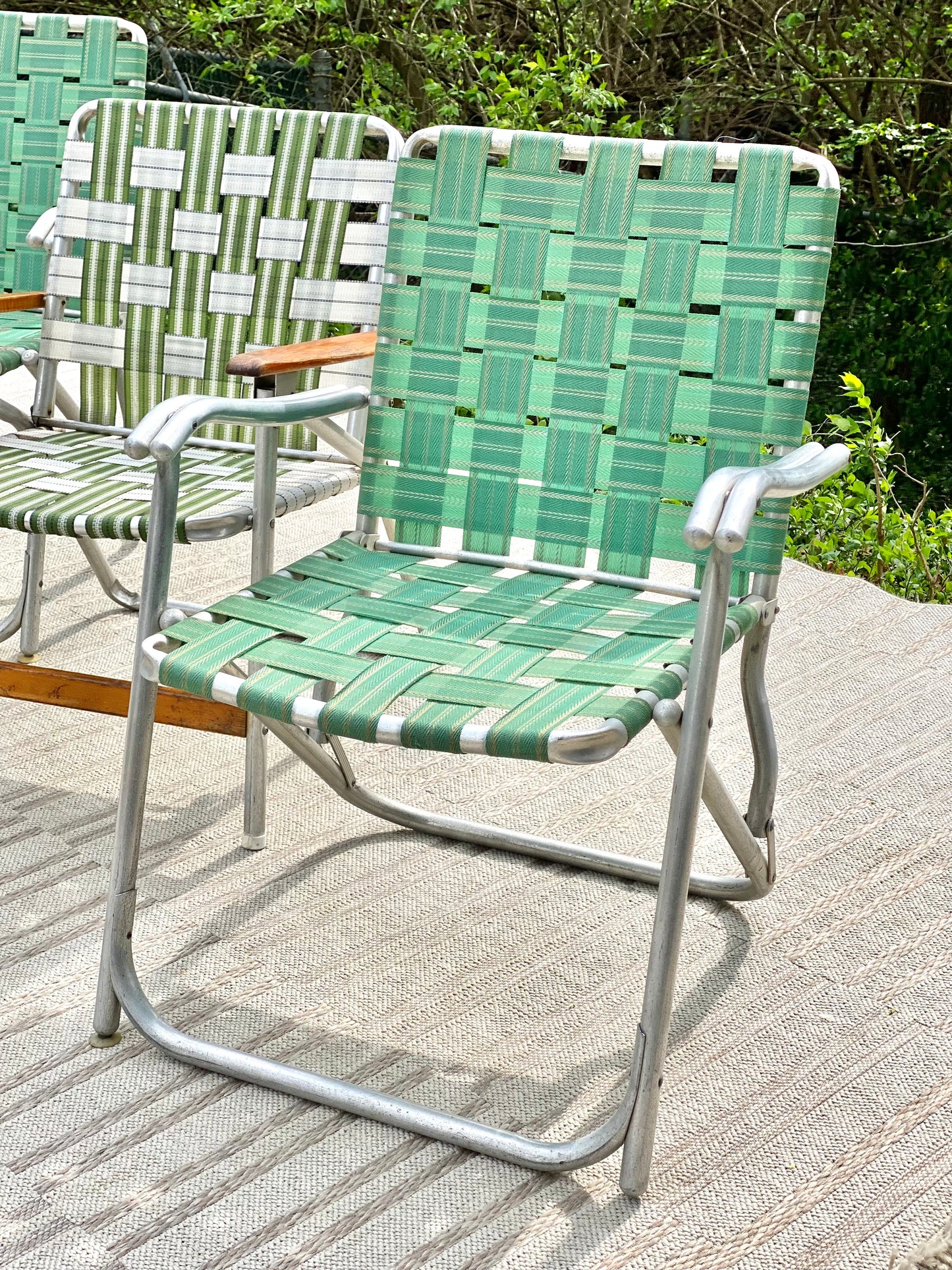 3 Vintage Fold Lawn Chairs
