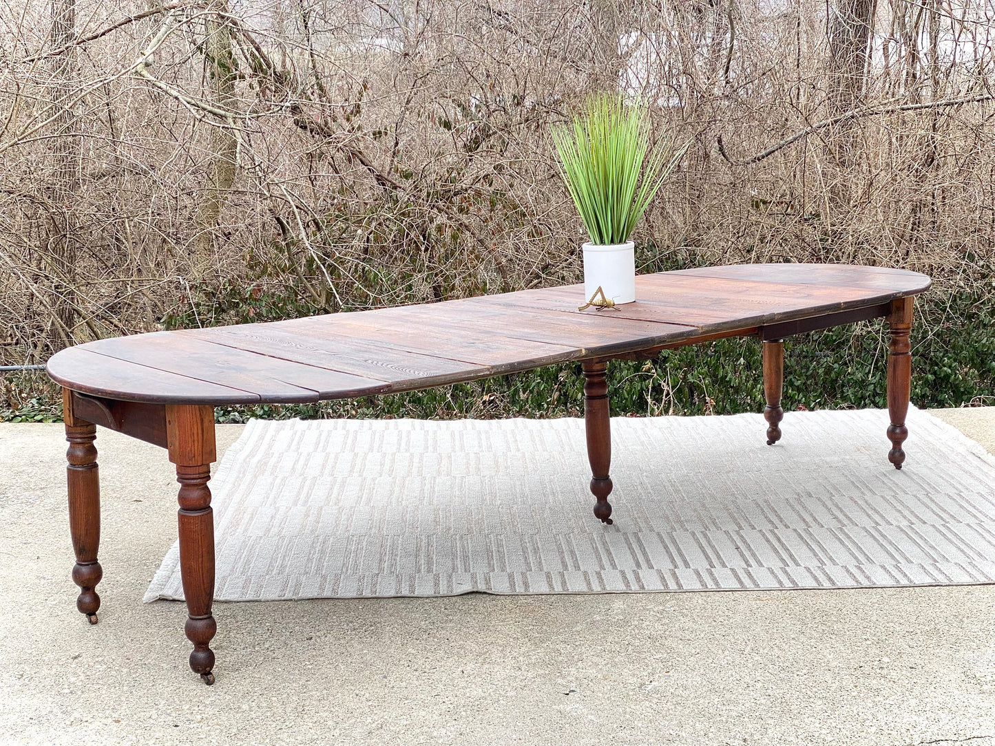 Vintage Solid Wood Extendable Round Table