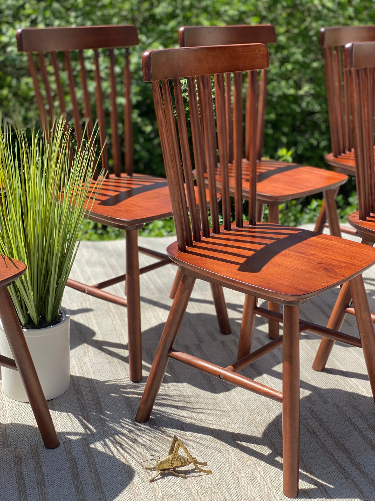 Set of 8 Wooden Lue Bona Chairs