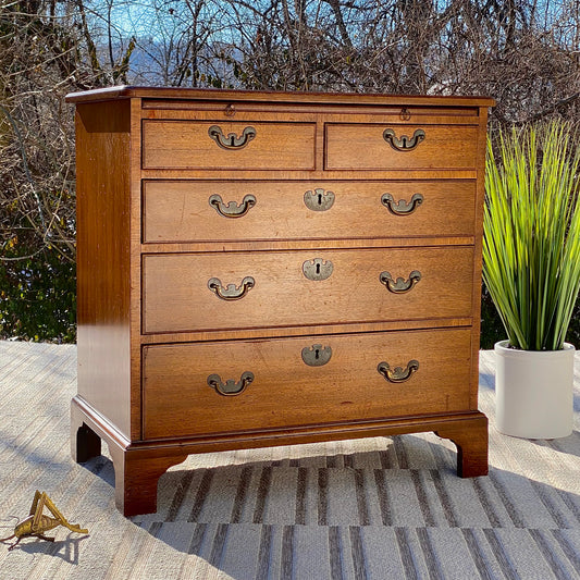Vintage Kittenger Williamsburg Restoration 5 Drawer Dresser