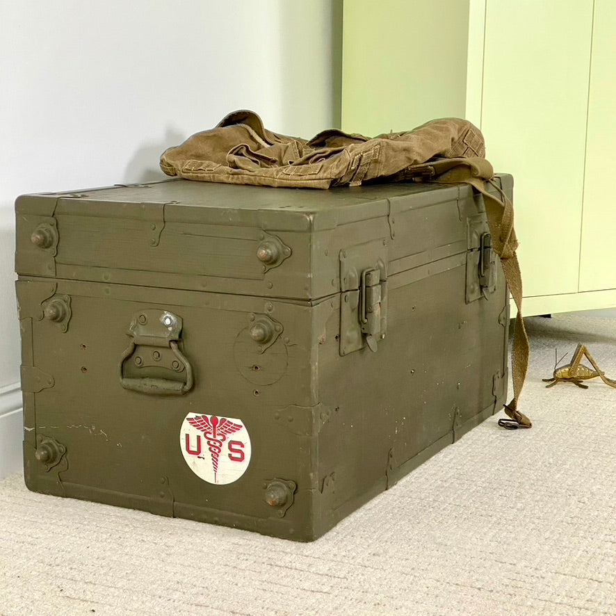 Vintage WWII US Army Medical Trunk