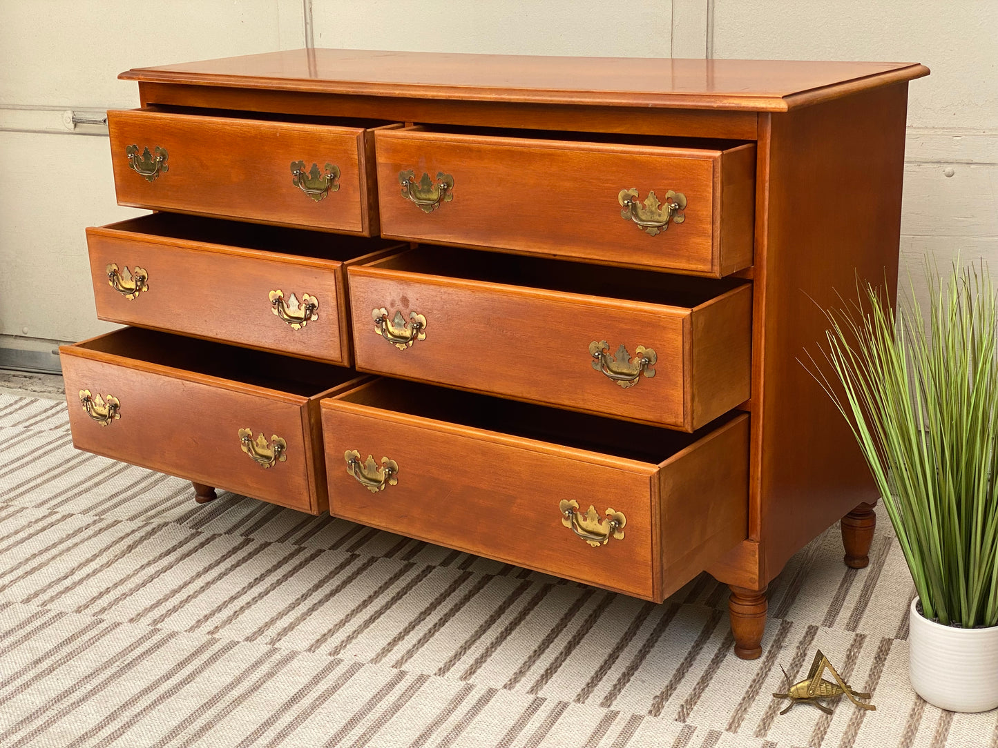 Vintage Wooden 6 Drawer Dresser