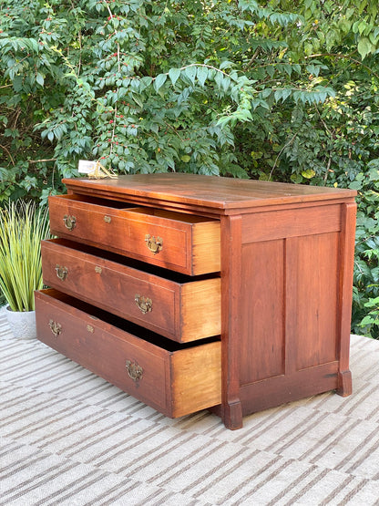Vintage Wooden 3 Drawer Dresser