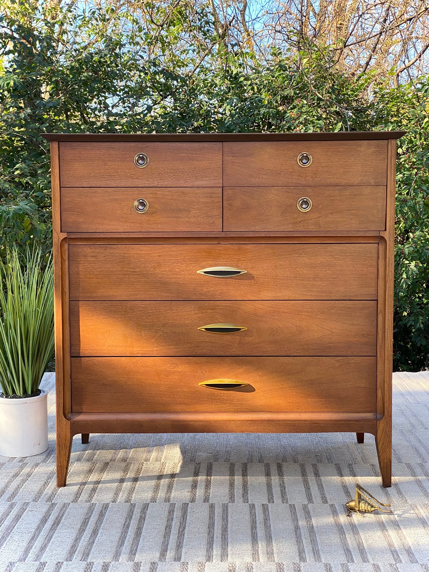 Vintage MCM Dixie 7 Drawer Dresser
