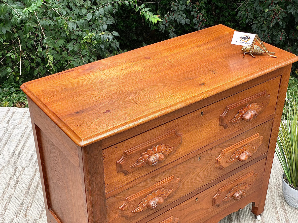 Vintage Pine 3 Drawer Dresser