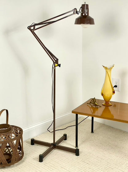 Vintage MCM Mid Century Adjustable Metal Floor Lamp