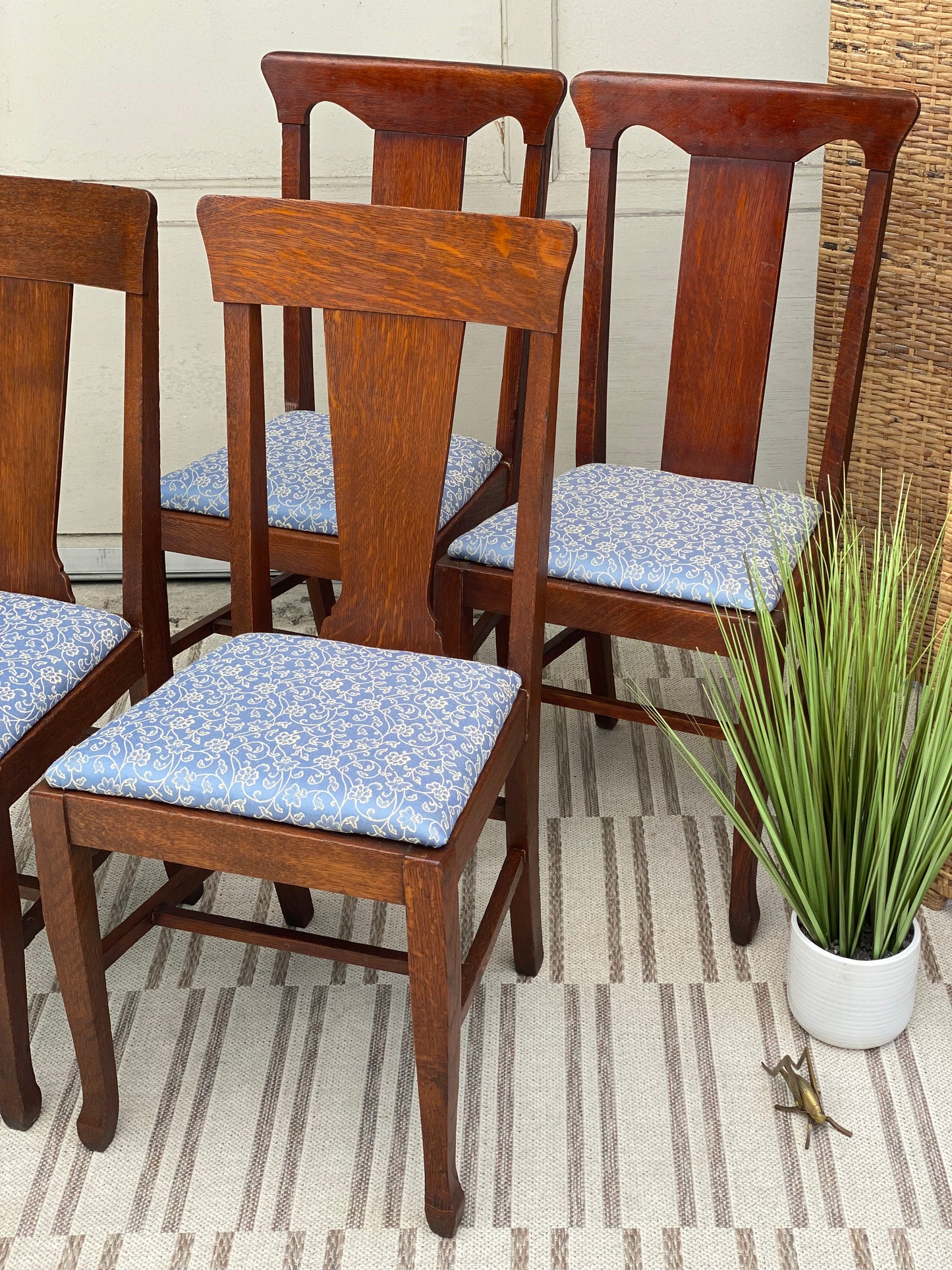 Nice Antique Set of 4 Oak Chairs