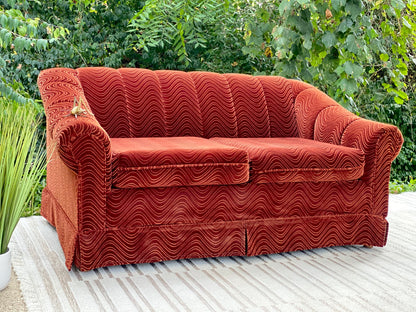 Vintage Swirl Raisin Loveseat