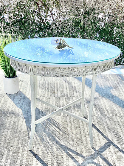 Nice Vintage Wicker Oval Table