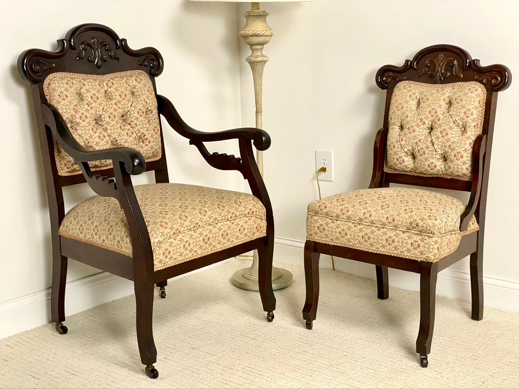 Antique 4 Set Upholstered Chairs