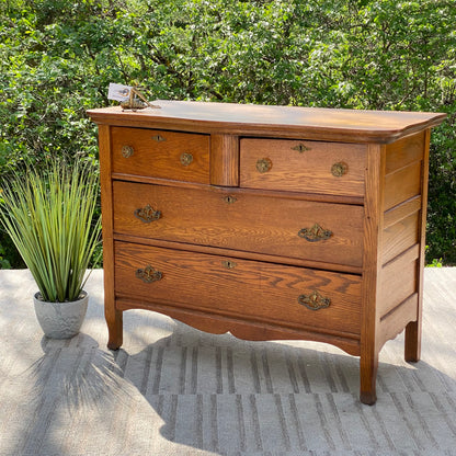 Vintage Oak 4 Drawer Dresser