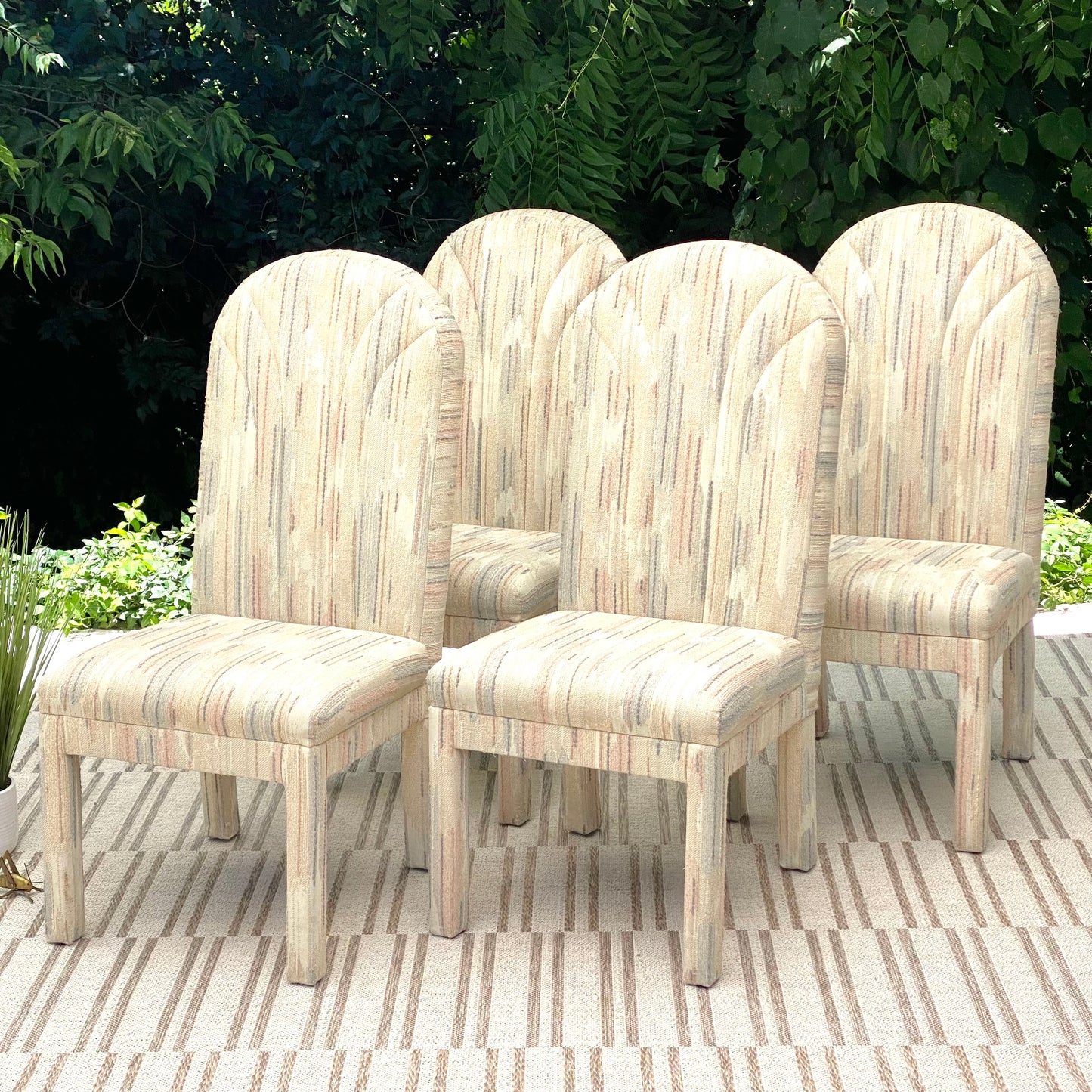 Retro Clam Back Uhpolstered Chairs