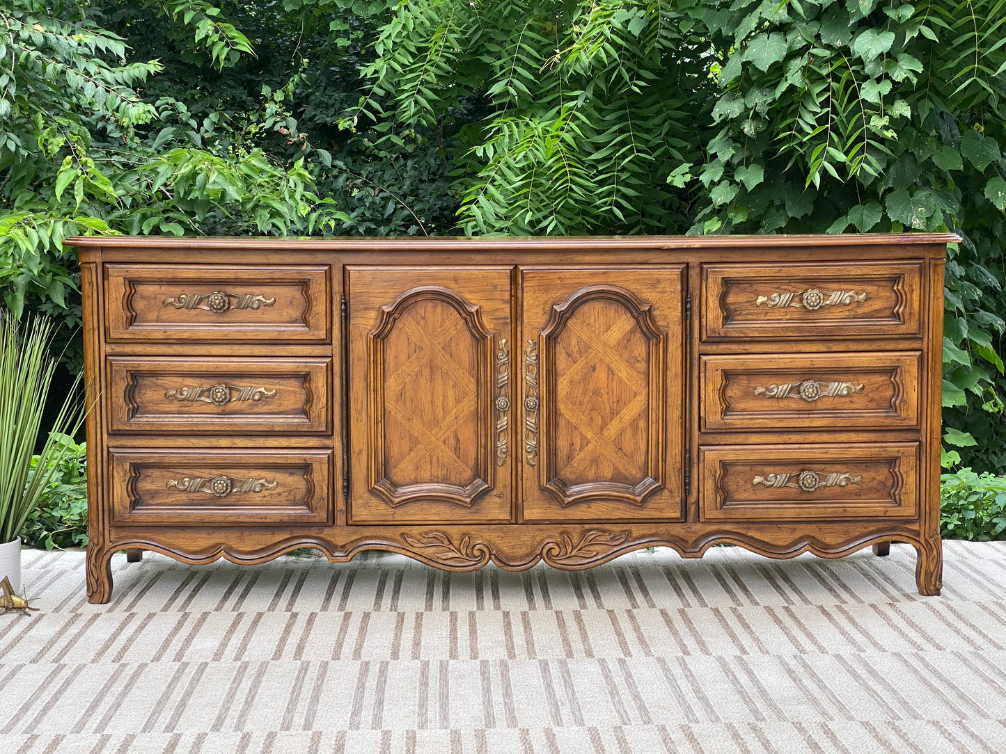 Vintage Drexel 9 Drawer Dresser