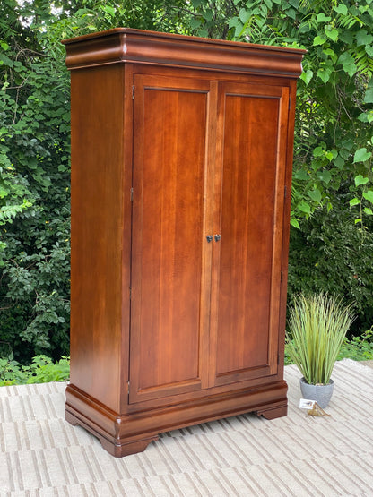 Nice Broyhill Wooden Wardrobe Armoire Cabinet