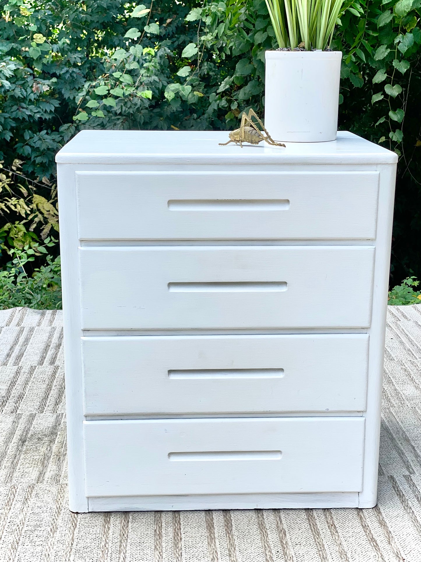 Vintage MCM White 4 Drawer Dresser