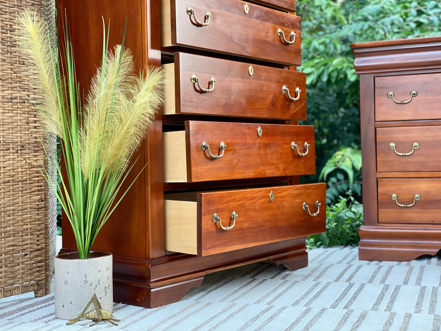 Modern Wooden 5 Drawer Dresser